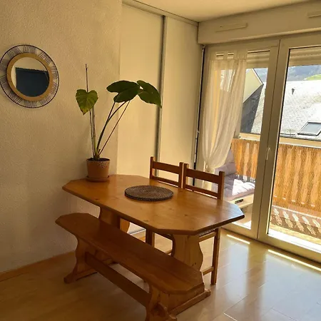 Avec Vue Montagne Apartment *